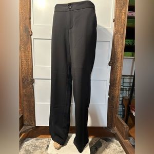 Womans Dockers Sarina Trouser Size 8 medium 63%Polyester 32% rayon 5% spandex